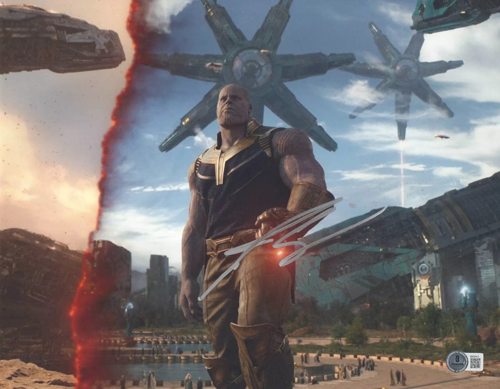 Josh Brolin Signed 11x14 Photo from The Avengers: Endgame Beckett COA - Item #2