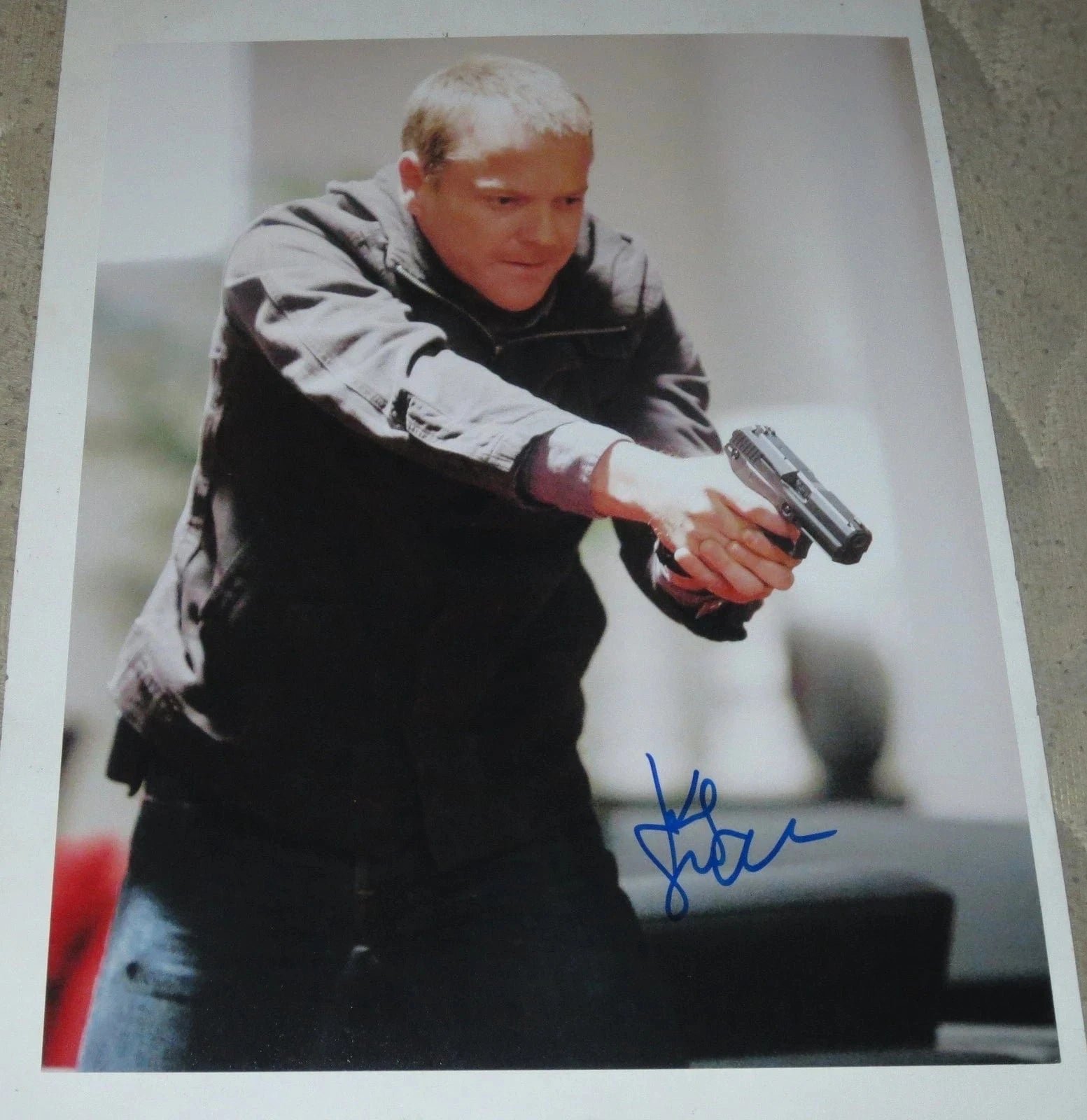 Kiefer Sutherland Signed 11x14 Photo from 24 Certified Authentic - Item #2