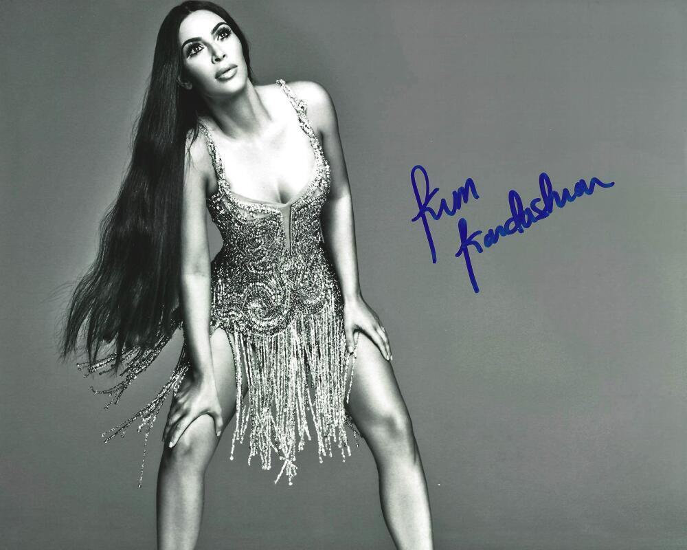 Kim Kardashian Signed 8x10 Photo | PTS COA
