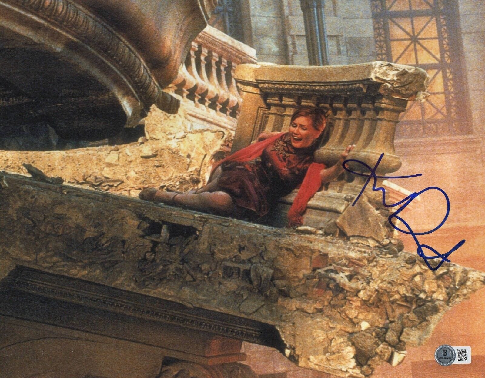 Kirsten Dunst Signed 11x14 Photo from Spider-Man Beckett COA - Item #3