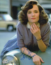 Lea Thompson Signed 11x14 Photo from Back to the Future Beckett COA - Item #5
