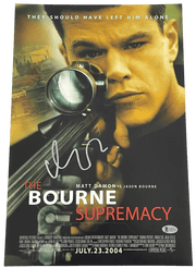 Matt Damon Signed 12x18 Photo from The Bourne Supremacy Beckett COA