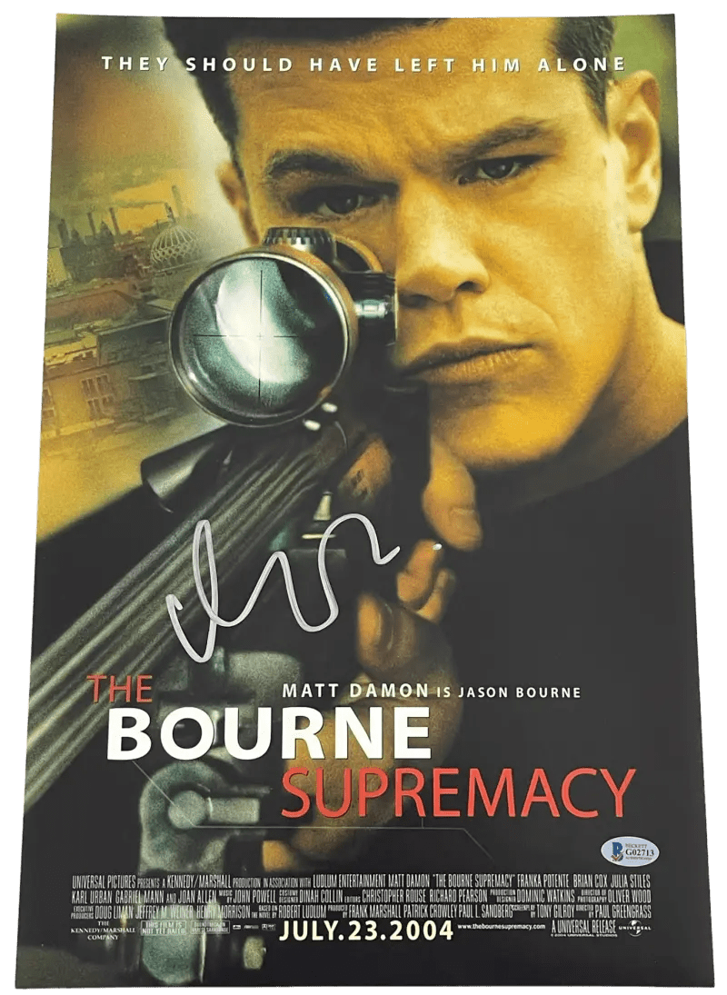 Matt Damon Signed 12x18 Photo from The Bourne Supremacy Beckett COA