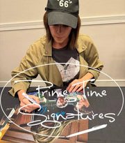 Neve Campbell Signed 11x14 Photo from Scream Beckett COA - Item #3 - Detail View