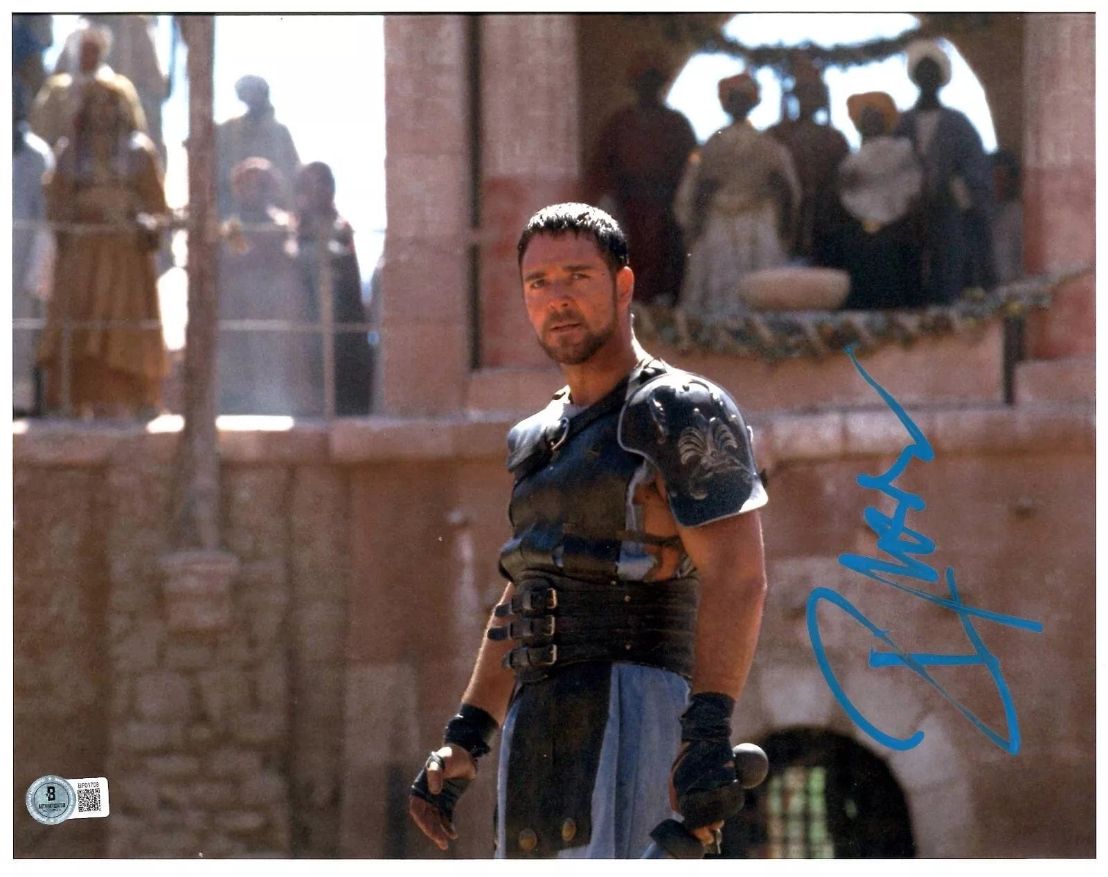 Russell Crowe Signed 11x14 Photo from Gladiator Beckett COA - Item #8