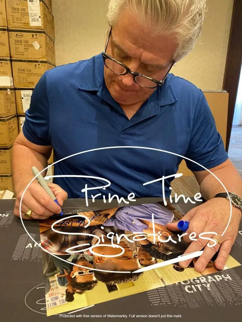 Lea Thompson Signed 11x14 Photo from Back to the Future Beckett COA - Item #1 - Alternate Angle