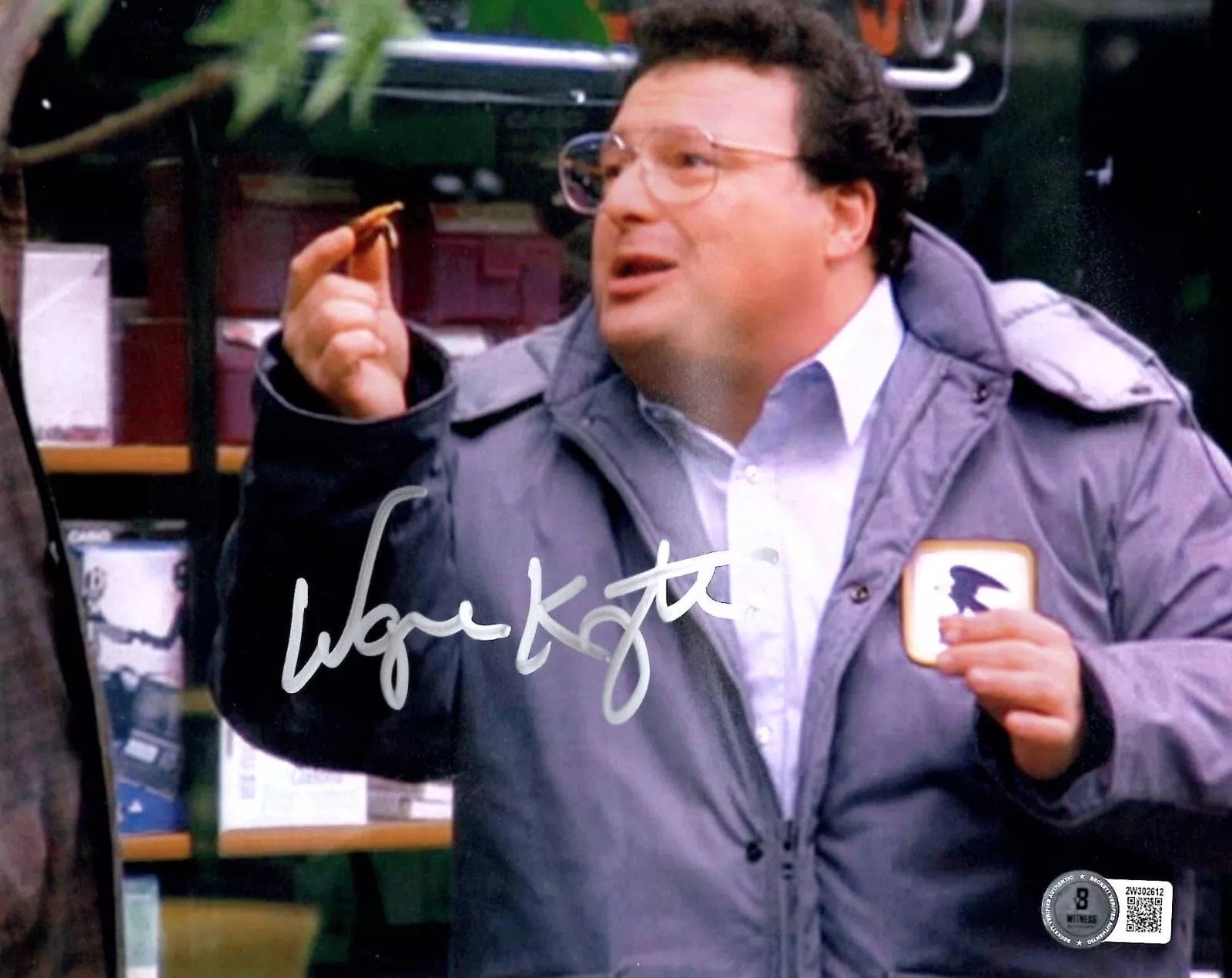 Wayne Knight Signed 8x10 Photo from Seinfeld Beckett COA - Item #13