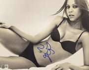 Zoe Saldana Signed 11x14 Photo Beckett COA - Item #1