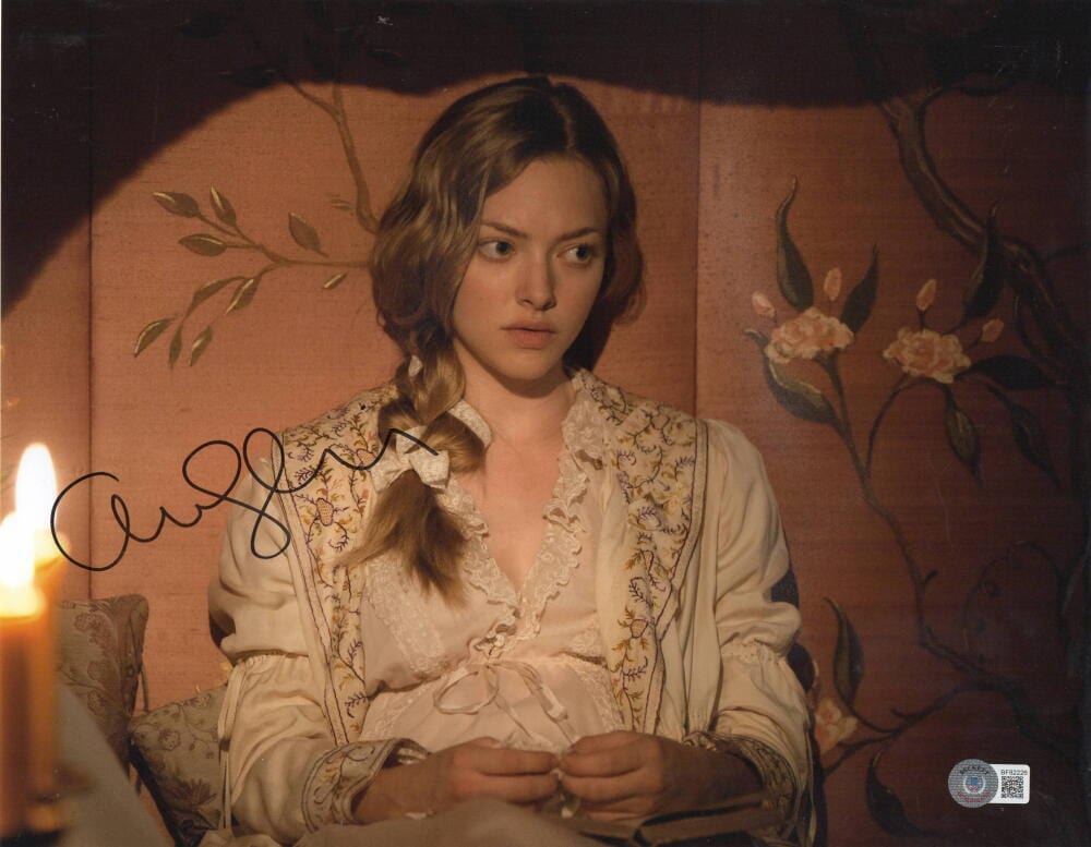 Amanda Seyfried Signed 11x14 Photo from Les Miserables Beckett COA - Item #2