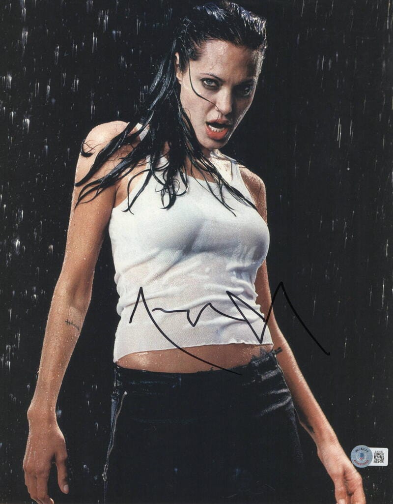 Angelina Jolie Signed 11x14 Photo Beckett COA - Item #11