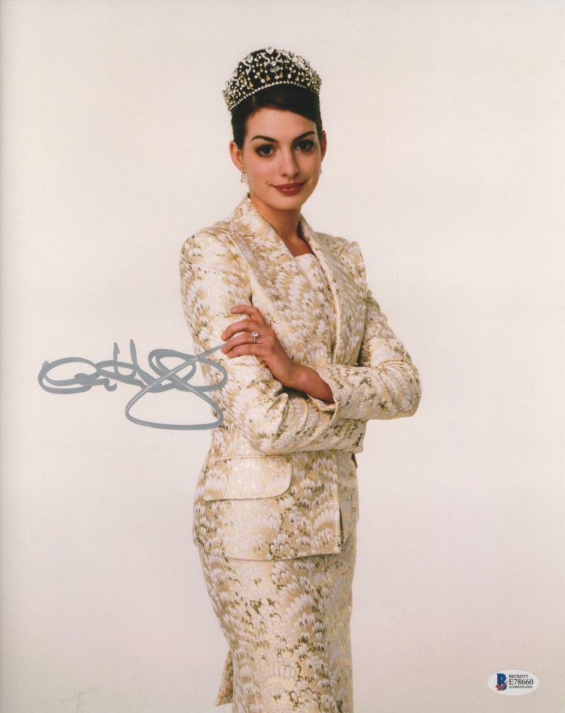 Anne Hathaway Authentic Autographed 11x14 Photo - Prime Time Signatures - TV & Film