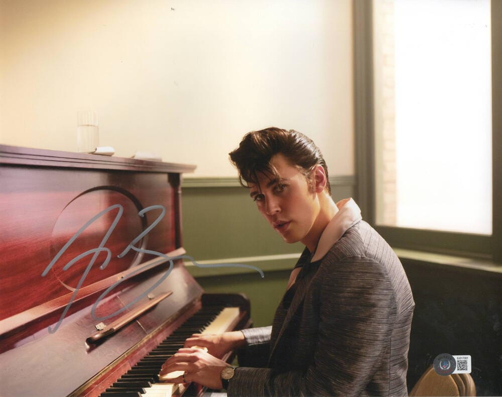 Austin Butler Signed 11x14 Photo from Elvis Beckett COA - Item #5