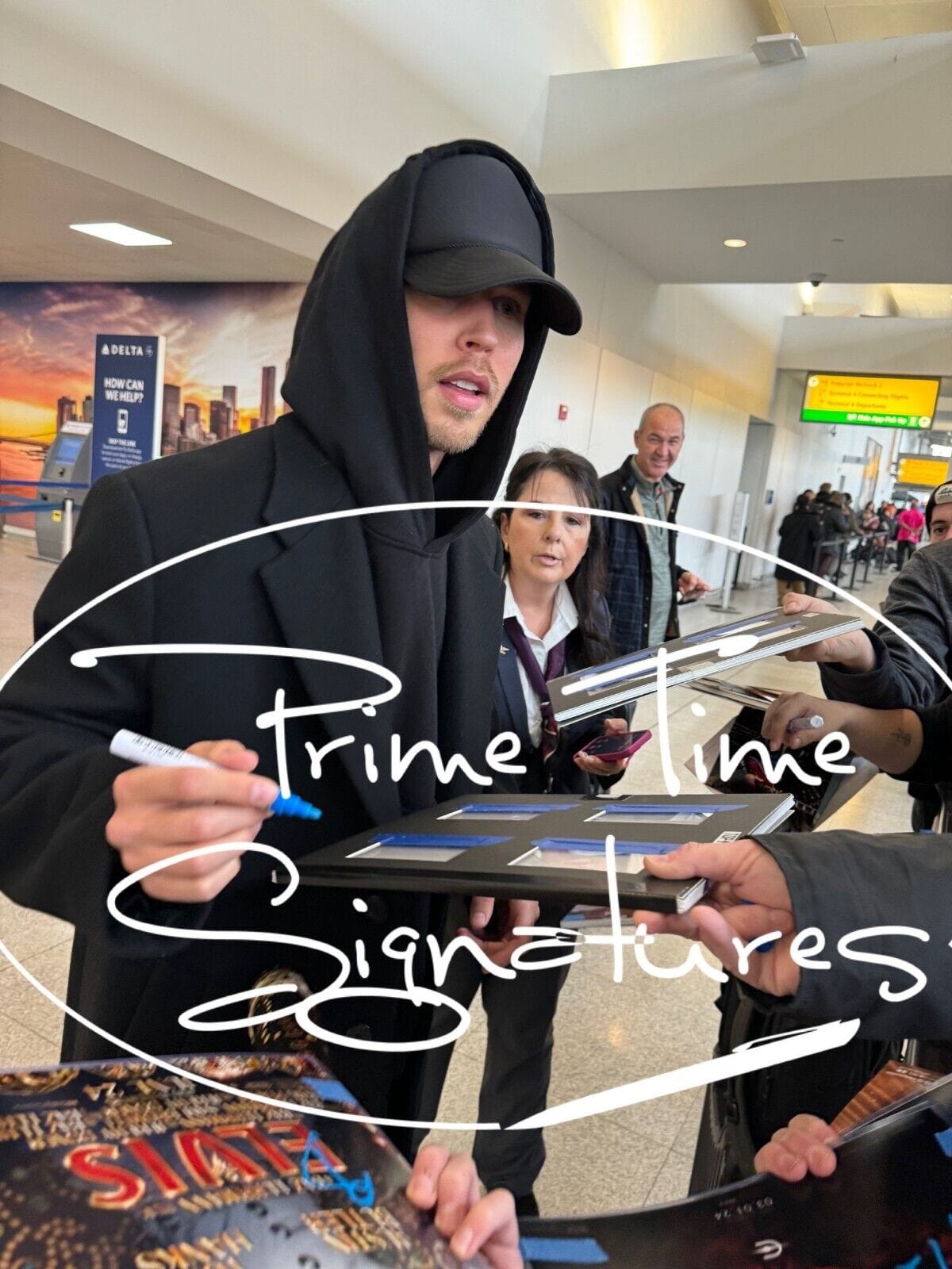 Austin Butler Signed 11x14 Photo from Dune Beckett COA - Item #4 - Detail View