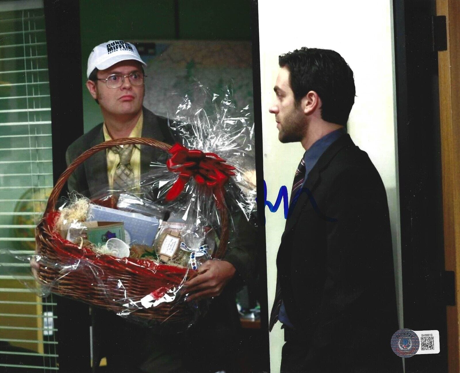 BJ Novak Signed 8x10 Photo from The Office Beckett COA - Item #4