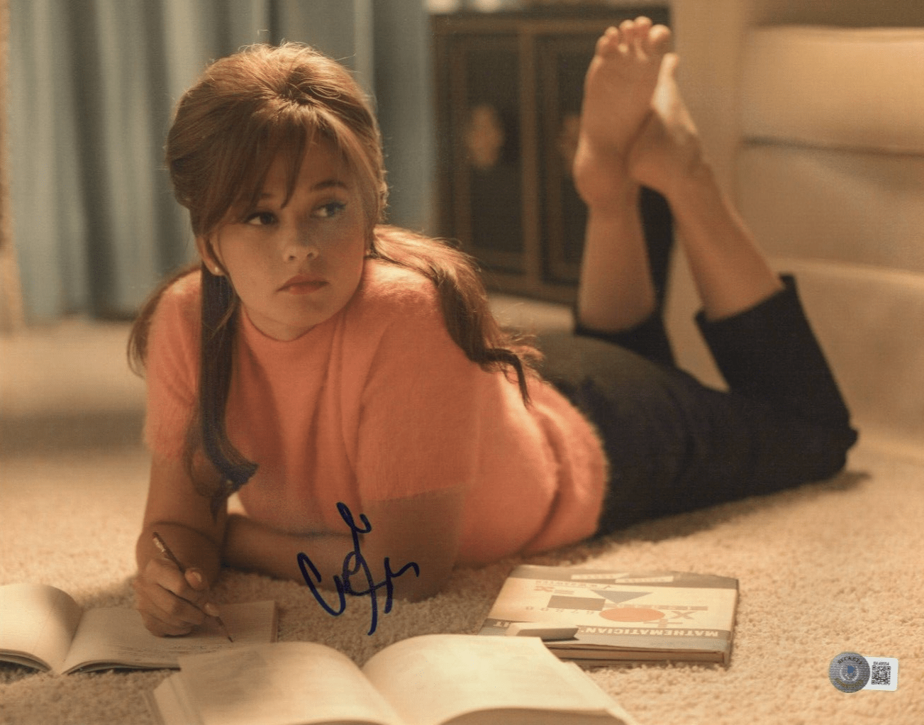 Cailee Spaeny Signed 11x14 Photo from Priscilla Beckett COA - Item #3