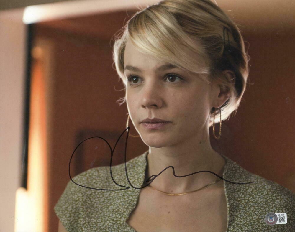 Carey Mulligan Signed 11x14 Photo from Drive Beckett COA - Item #2