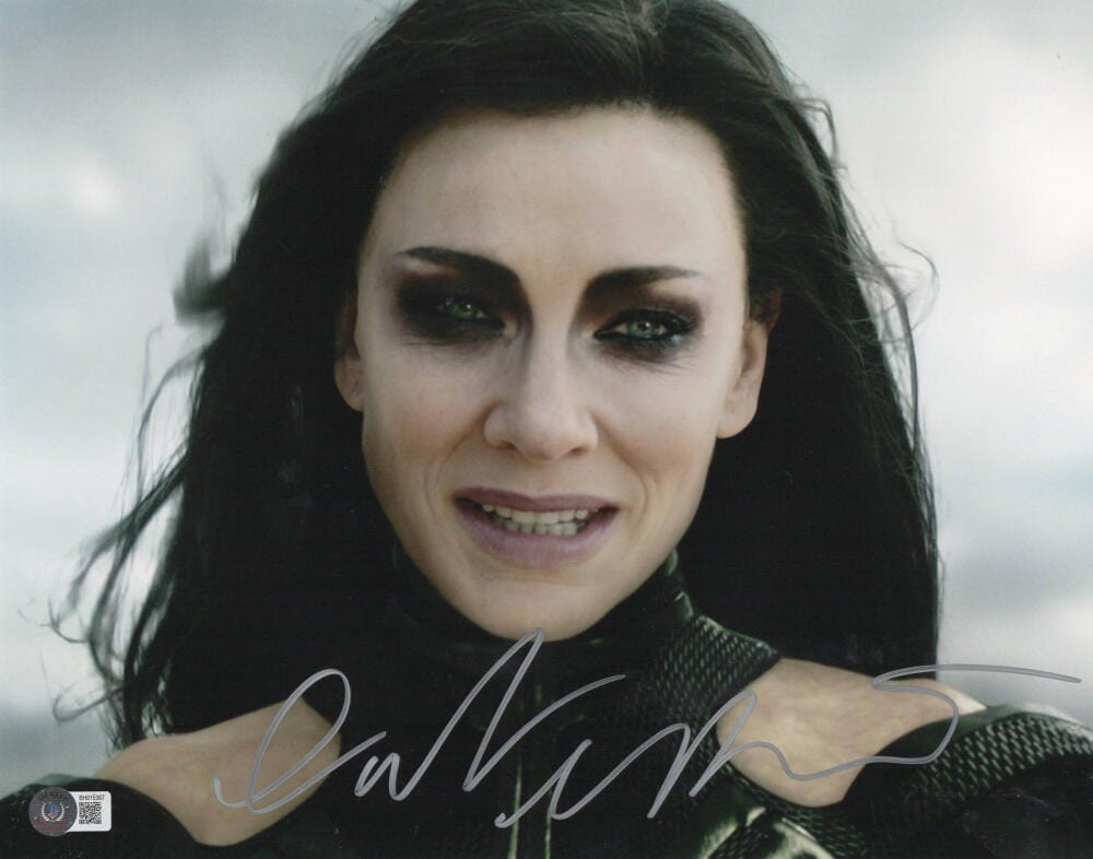 Cate Blanchett Signed 11x14 Photo from Thor Beckett COA - Item #2
