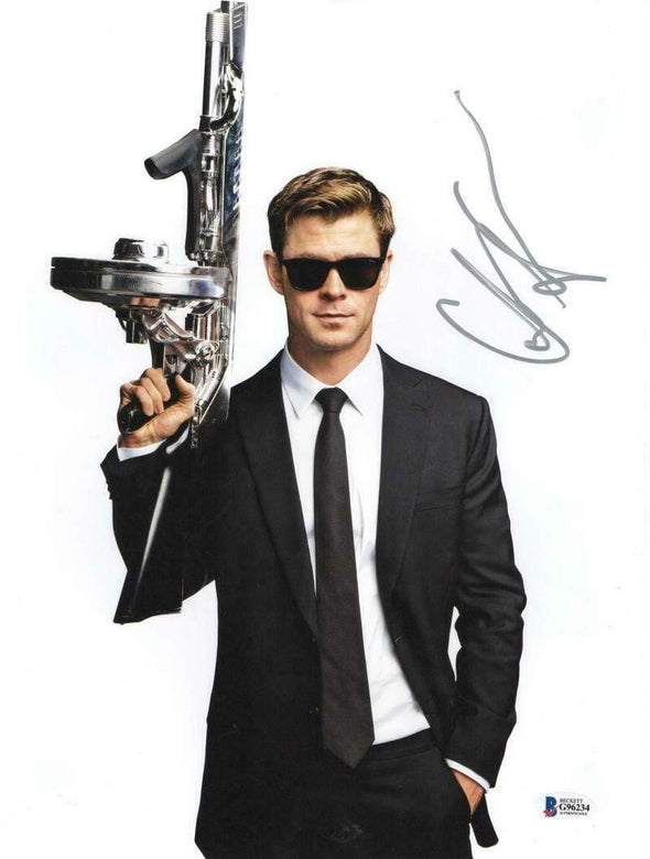 Chris Hemsworth Authentic Autographed 11x14 Photo - Prime Time Signatures - TV & Film