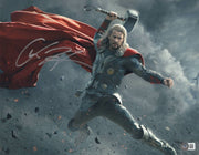 Chris Hemsworth Signed 11x14 Photo from Thor Beckett COA - Item #33