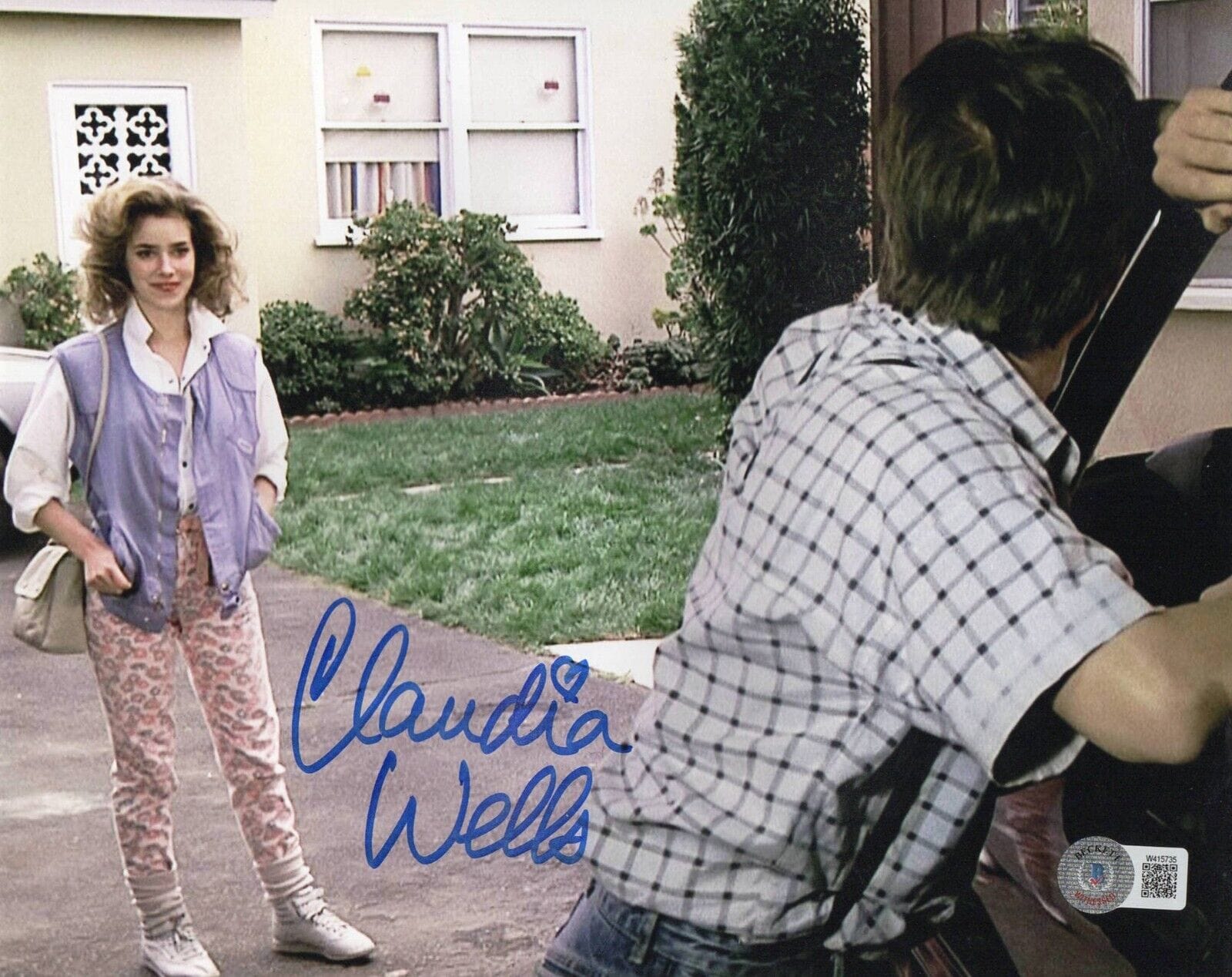 Claudia Wells Signed 8x10 Photo from Back to the Future Beckett COA - Item #8