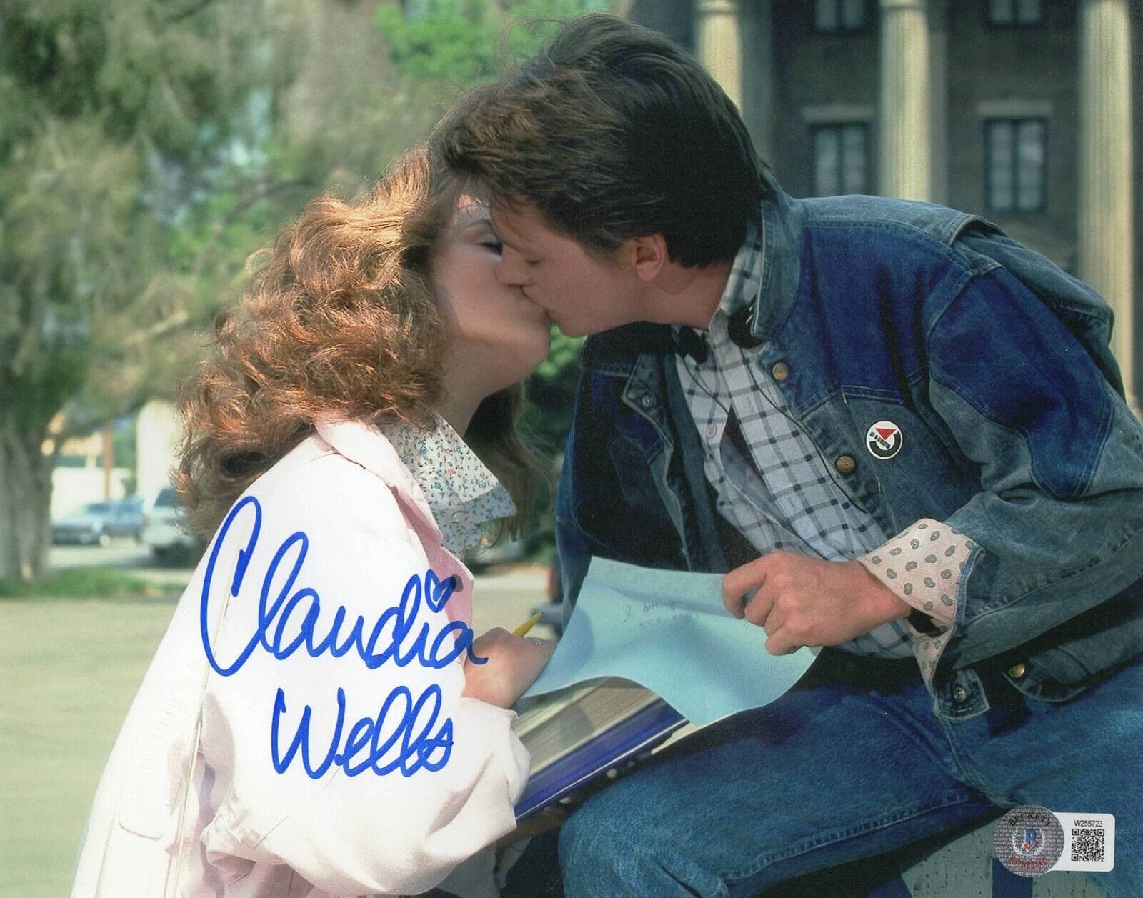 Claudia Wells Signed 8x10 Photo from Back to the Future Beckett COA - Item #6