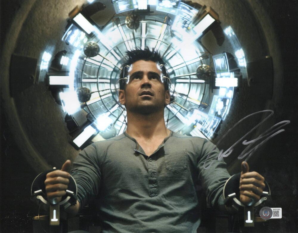 Colin Farrell Signed 11x14 Photo from Total Recall Beckett COA - Item #2