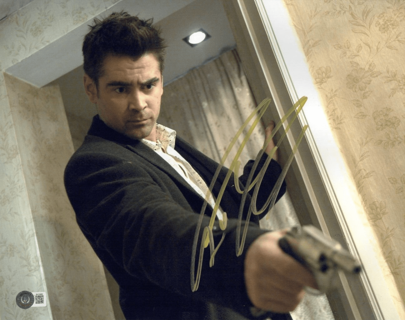 Colin Farrell Signed 11x14 Photo from In Bruges Beckett COA