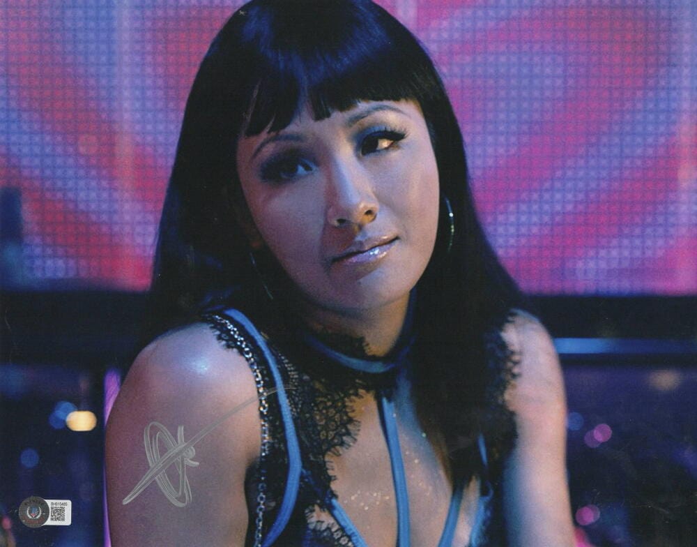 Constance Wu Signed 11x14 Photo from Hustlers Beckett COA