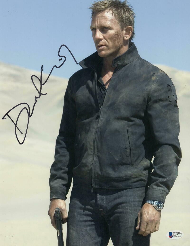 Daniel Craig Signed 11x14 Photo from James Bond Beckett COA - Item #24