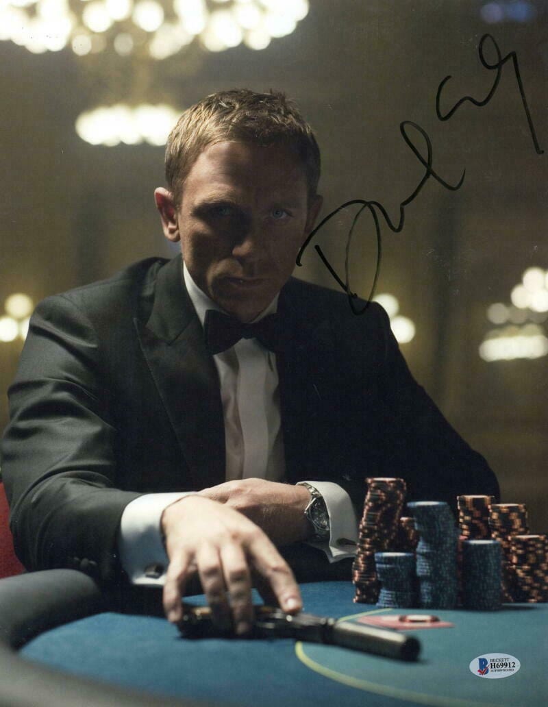 Daniel Craig Signed 11x14 Photo from James Bond Beckett COA - Item #22
