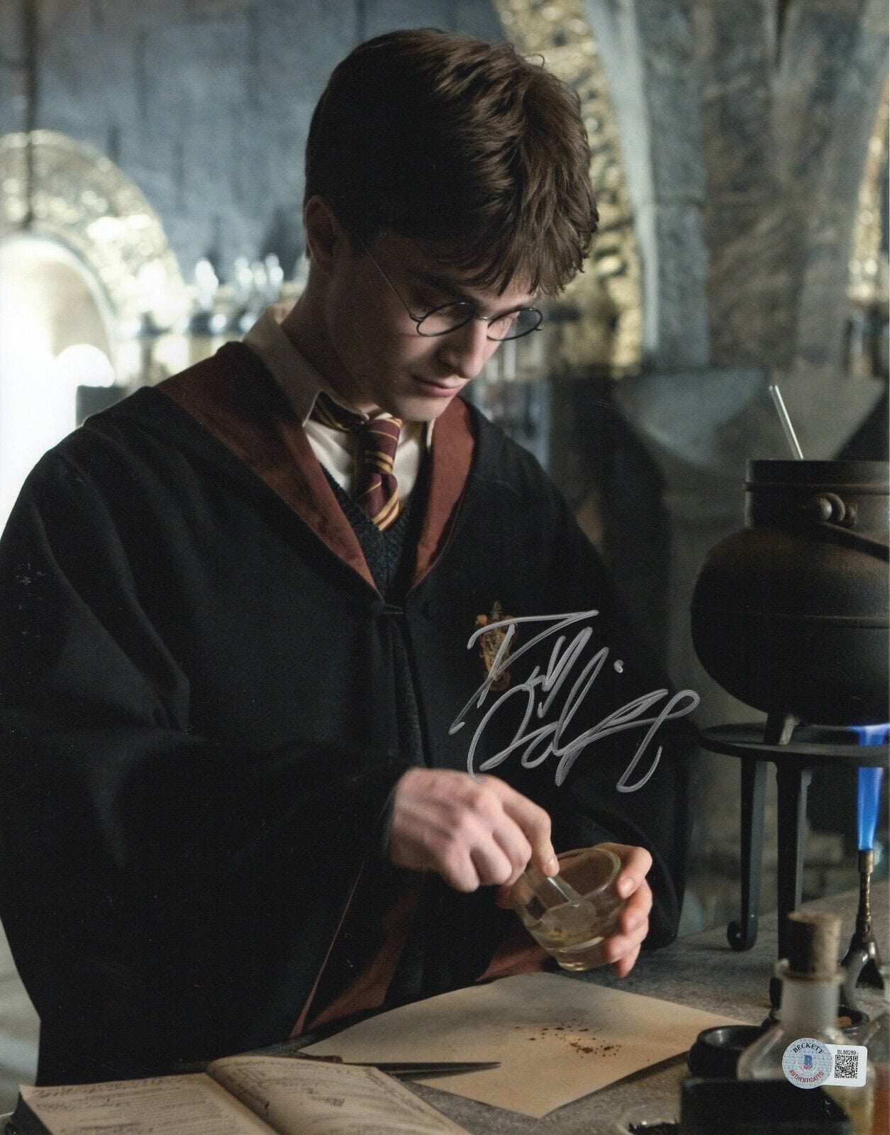 Daniel Radcliffe Signed 11x14 Photo from Harry Potter Beckett COA - Item #3