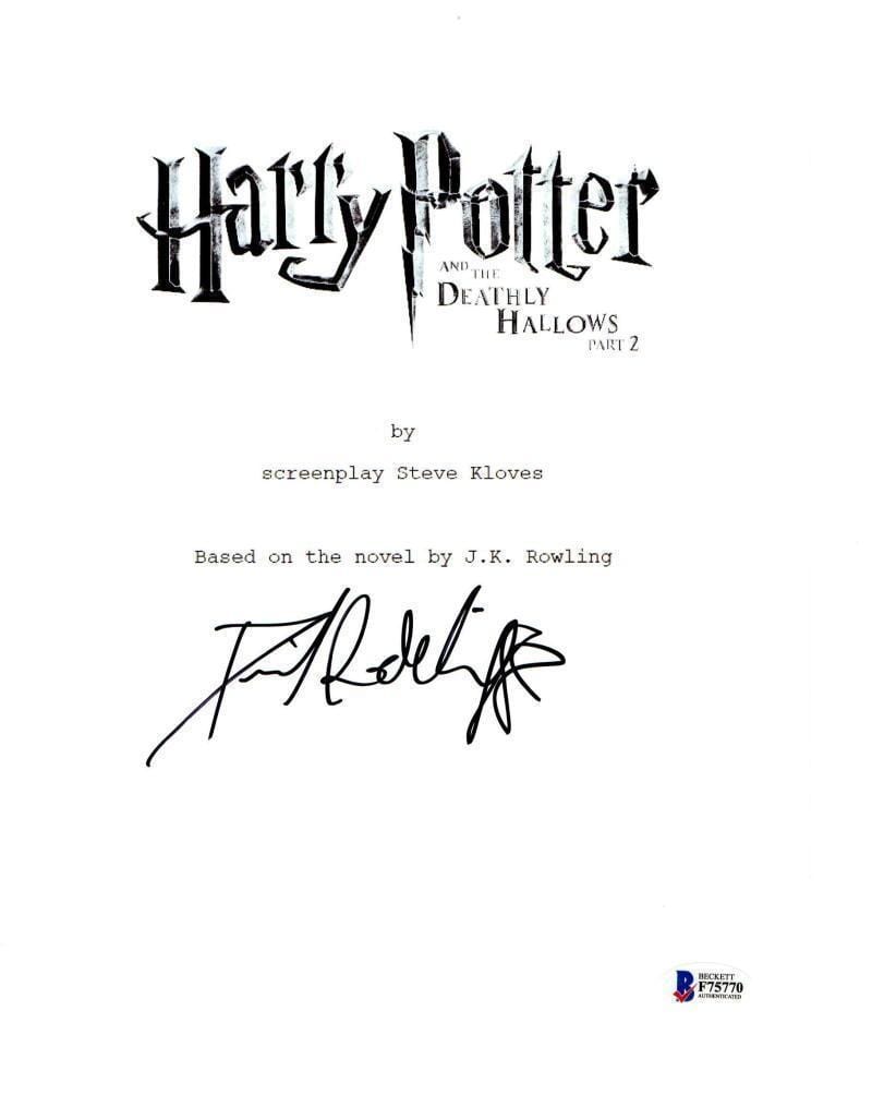 Daniel Radcliffe Authentic Autographed 'Harry Potter and the Deathly Hallows Part 2' Script - Prime Time Signatures - TV & Film