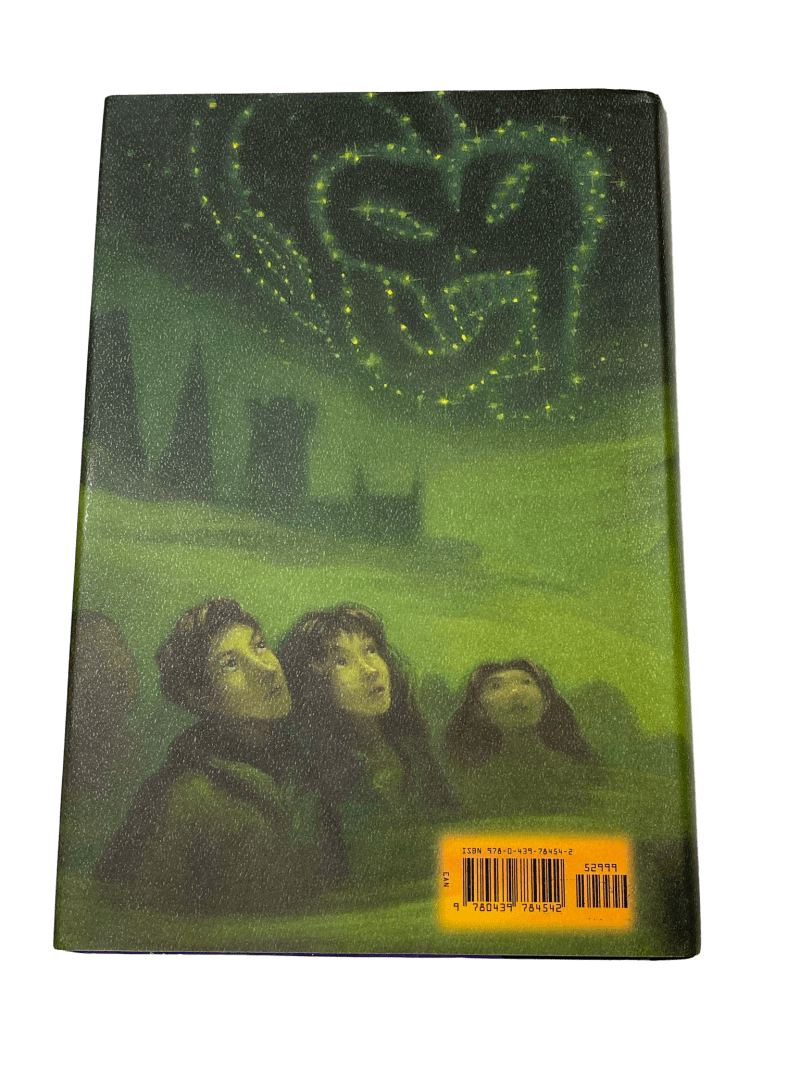 Daniel Radcliffe Signed Book from Harry Potter Beckett COA - Item #3 - Alternate Angle