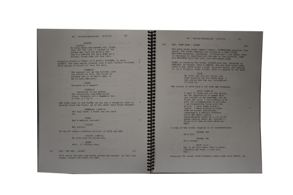 David Fincher Authentic Autographed Gone Girl Script - Prime Time Signatures - TV & Film