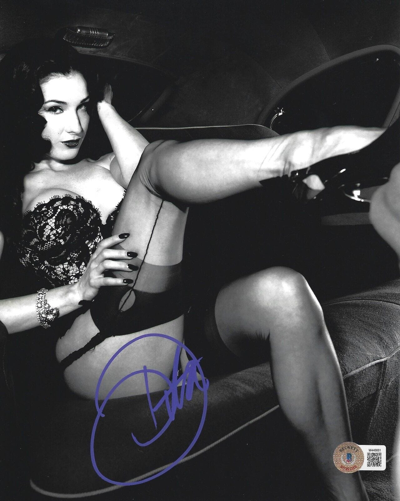 Dita Von Teese Signed 8x10 Photo Beckett COA - Item #12