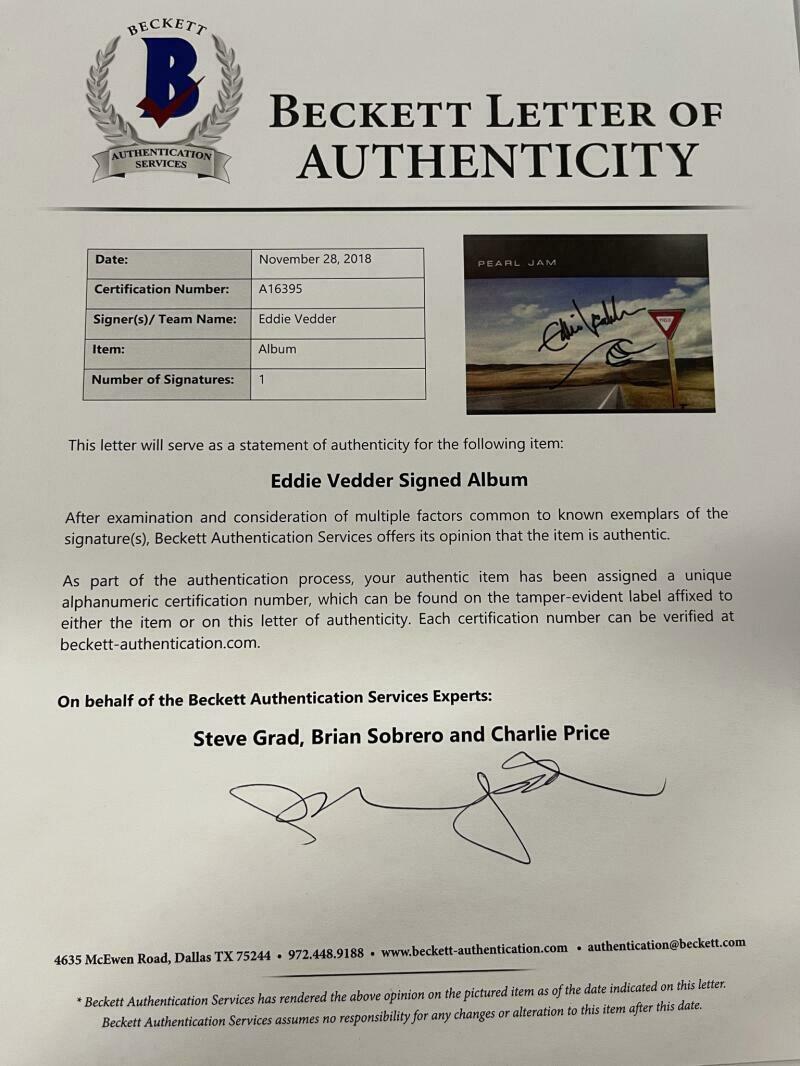 Eddie Vedder of Pearl Jam Signed Vinyl Record Beckett COA - Item #1 - Detail View