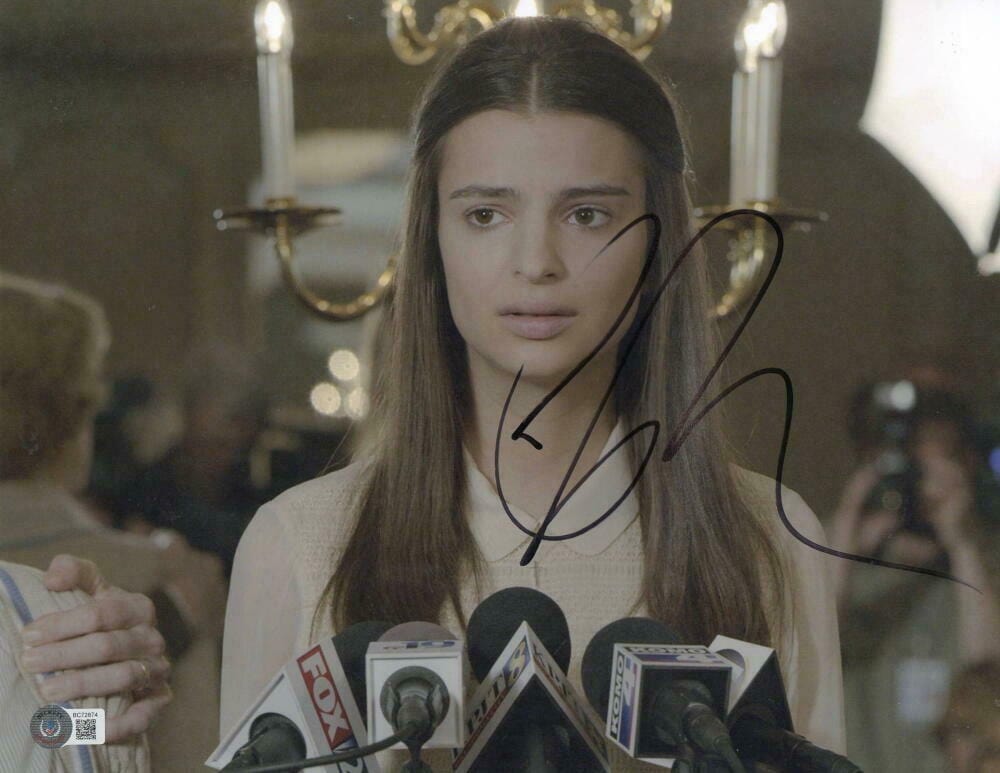 Emily Ratajkowski Signed 11x14 Photo Beckett COA - Item #2