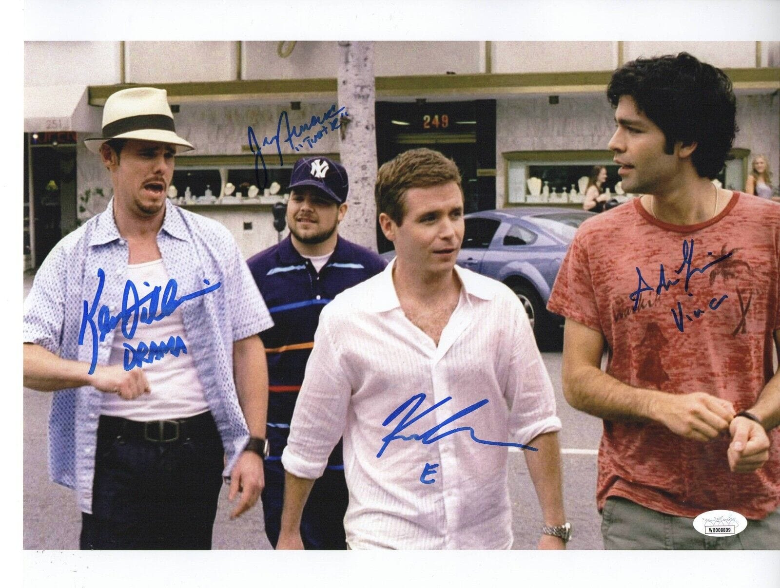 Adrian Grenier Signed 11x14 Photo from Entourage Certified Authentic - Item #13