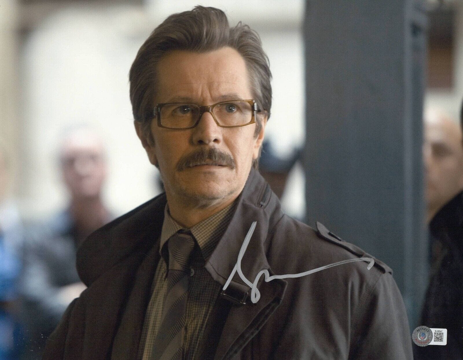 Gary Oldman Signed 11x14 Photo from The Dark Knight Beckett COA - Item #2