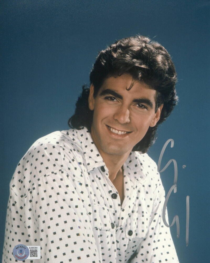 George Clooney Signed 8x10 Photo Beckett COA - Item #3