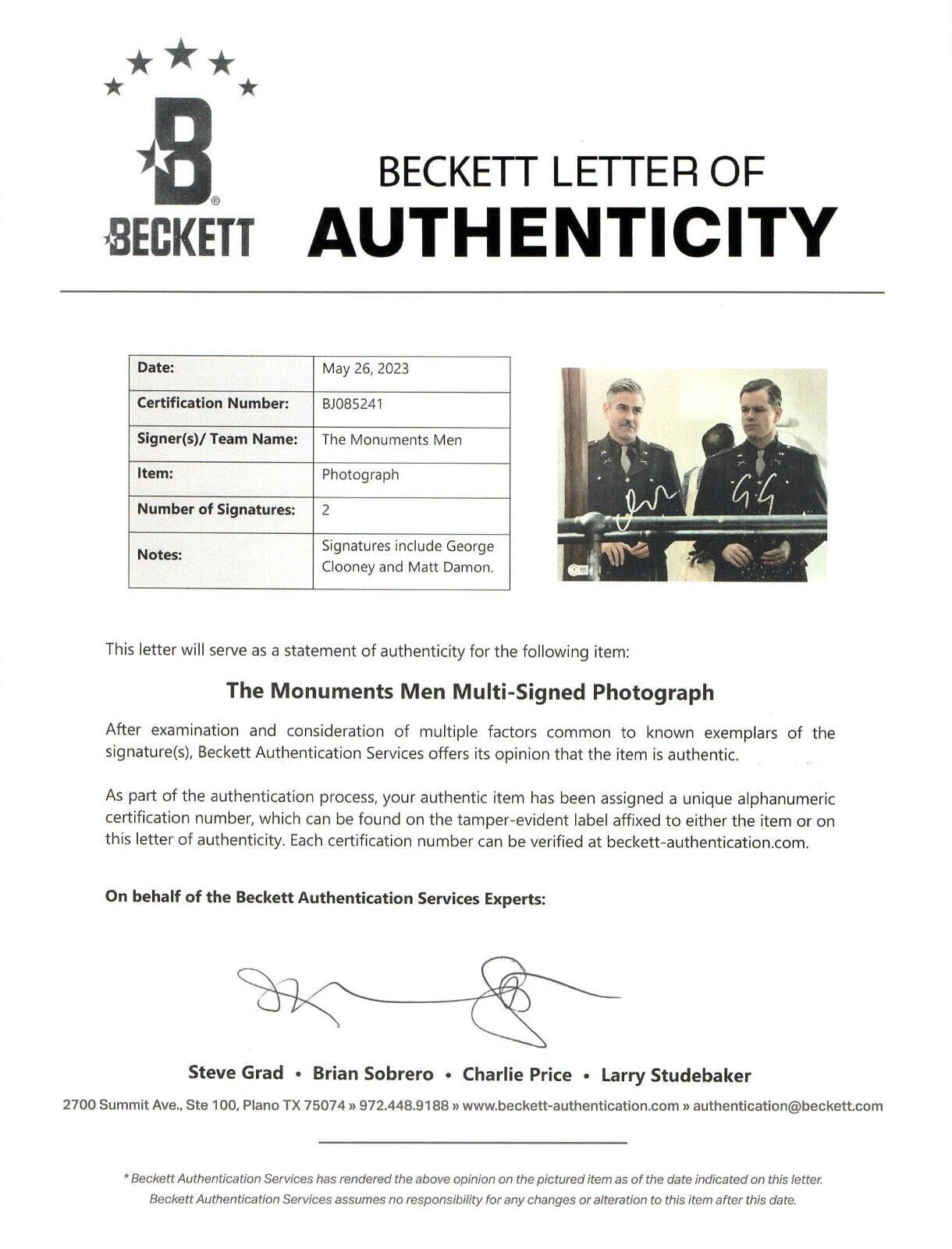 George Clooney Signed 11x14 Photo from The Man Who Stares at Goats Beckett COA - Item #2 - Detail View