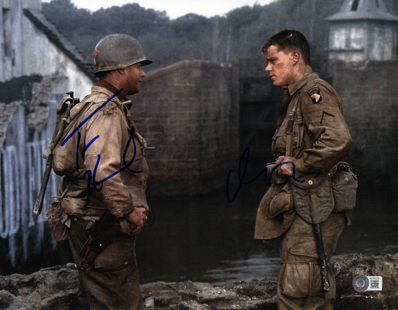 George Clooney Signed 11x14 Photo from Saving Private Ryan Beckett COA - Item #2