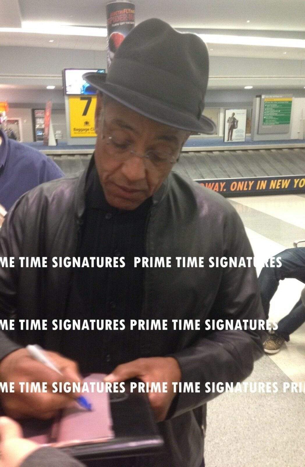 Giancarlo Esposito Authentic Autographed 8x10 Photo - Prime Time Signatures - TV & Film