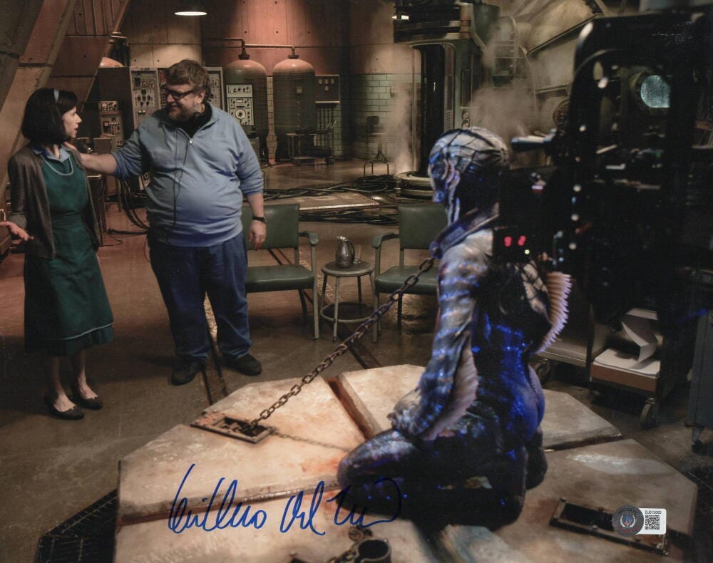 Guillermo Del Toro Signed 11x14 Photo from The Shape of Water Beckett COA - Item #2