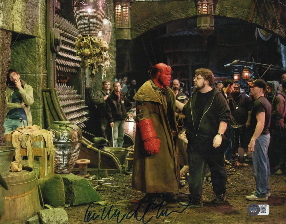 Guillermo Del Toro Signed 11x14 Photo from Hellboy Beckett COA - Item #1