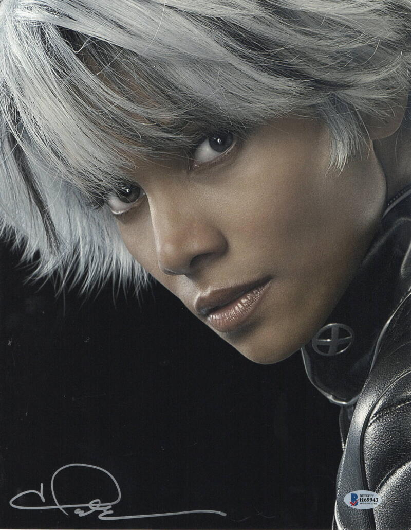 Halle Berry Signed 11x14 Photo from X-Men Beckett COA - Item #3