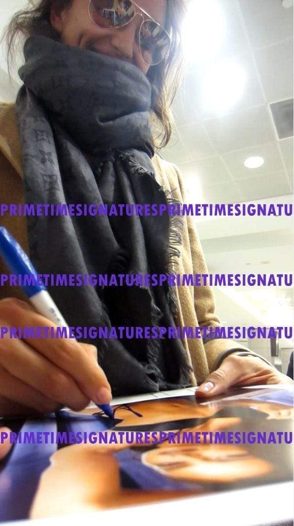 Irina Shayk Authentic Autographed 8x10 Photo - Prime Time Signatures - Personality