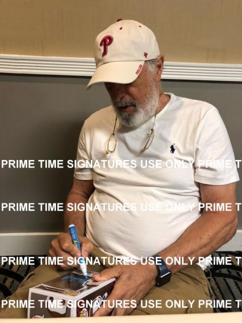 Jamie Lee Curtis Signed 12x18 Photo from Halloween Beckett COA - Item #7 - Alternate Angle