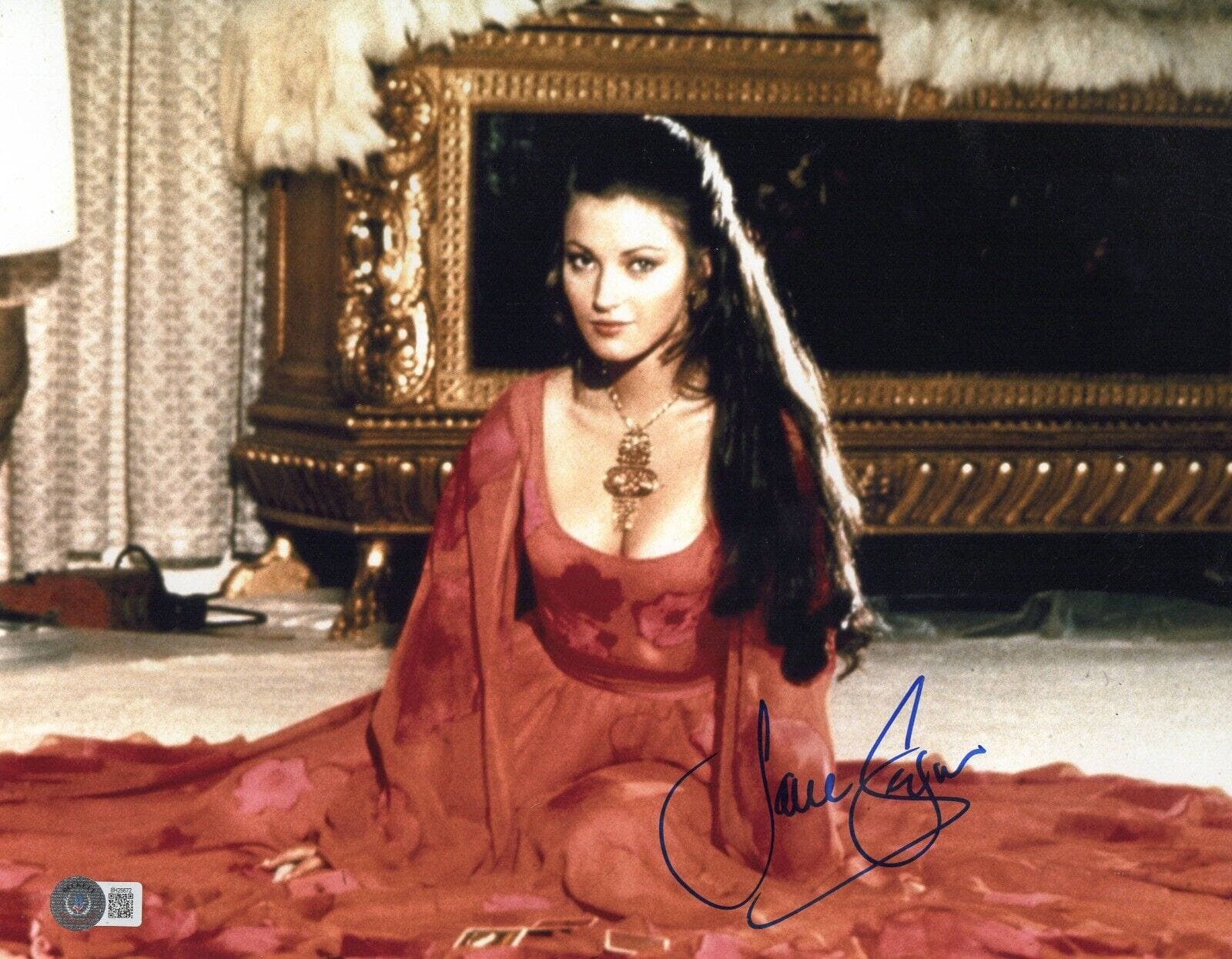 Jane Seymour Signed 11x14 Photo from James Bond Beckett COA - Item #2