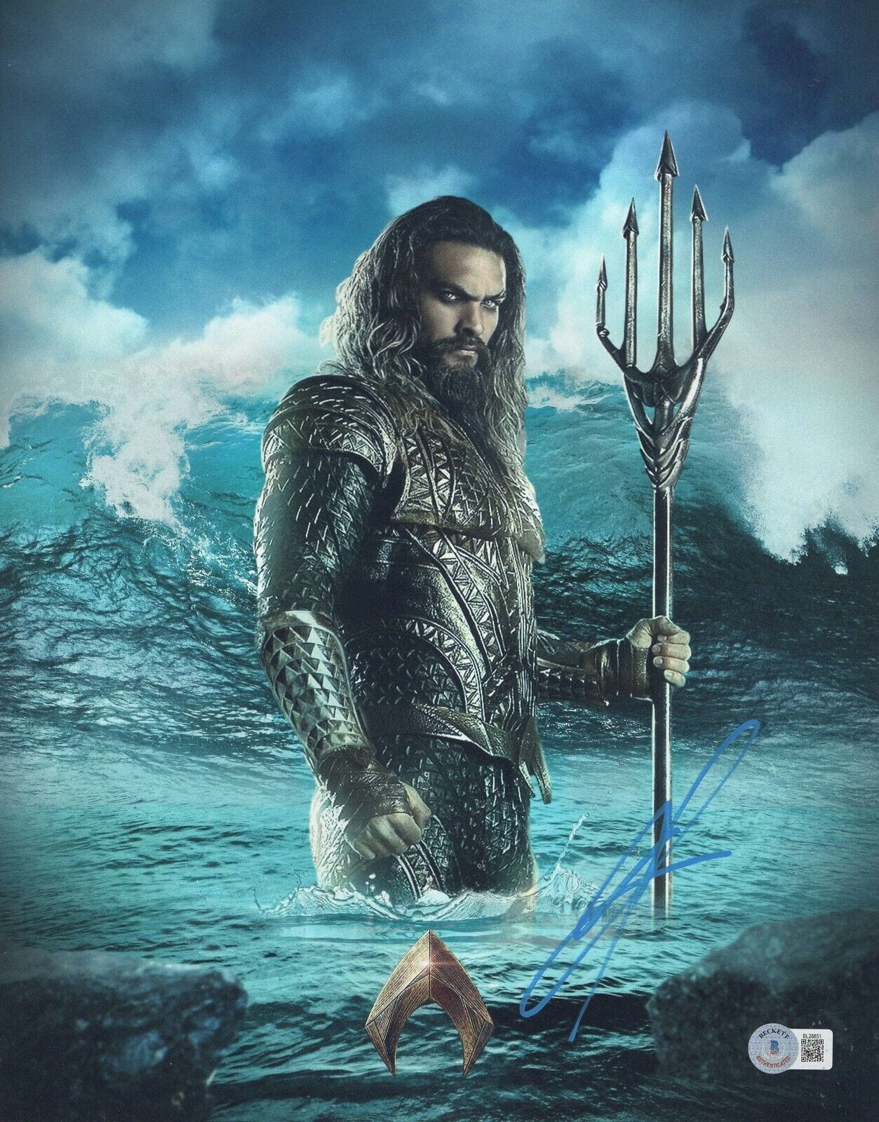 Jason Momoa Signed 11x14 Photo from Aquaman Beckett COA - Item #8
